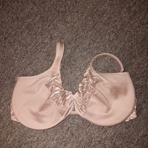 Paramour nude front closure bra size 42E